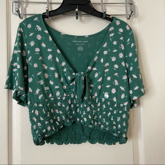 NWT AE floral smocked tie-front t-shirt - Picture 2 of 8